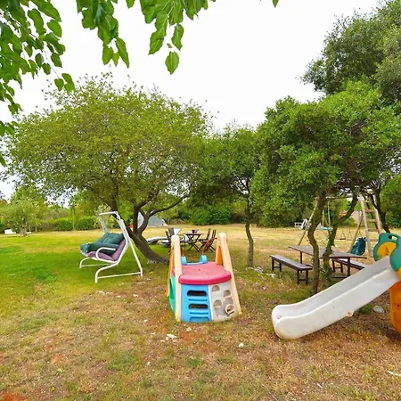 Mit Privatpool Fuer 6 Personen Ca 85 Qm In Pula, Istrien Istrische Riviera