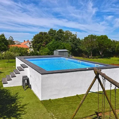Mit Privatpool Fuer 6 Personen Ca 85 Qm In Pula, Istrien Istrische Riviera Pula